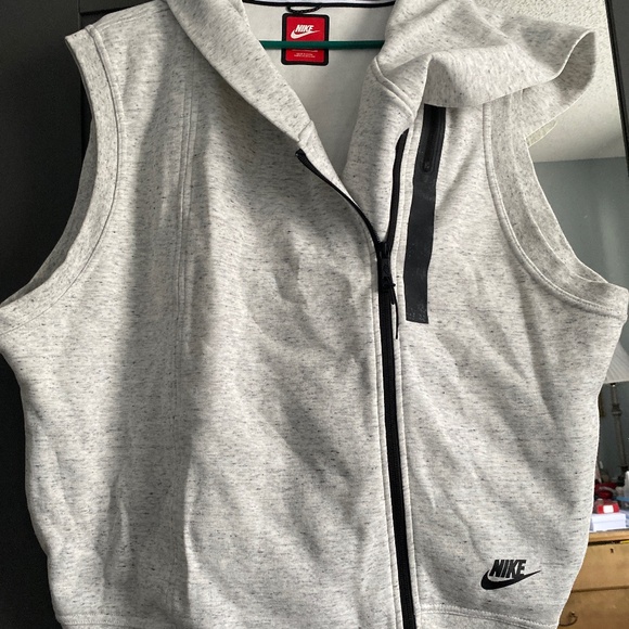 Nike Tech Fleece Vest Women's Hoodie Summit XL - Picture 1 of 4